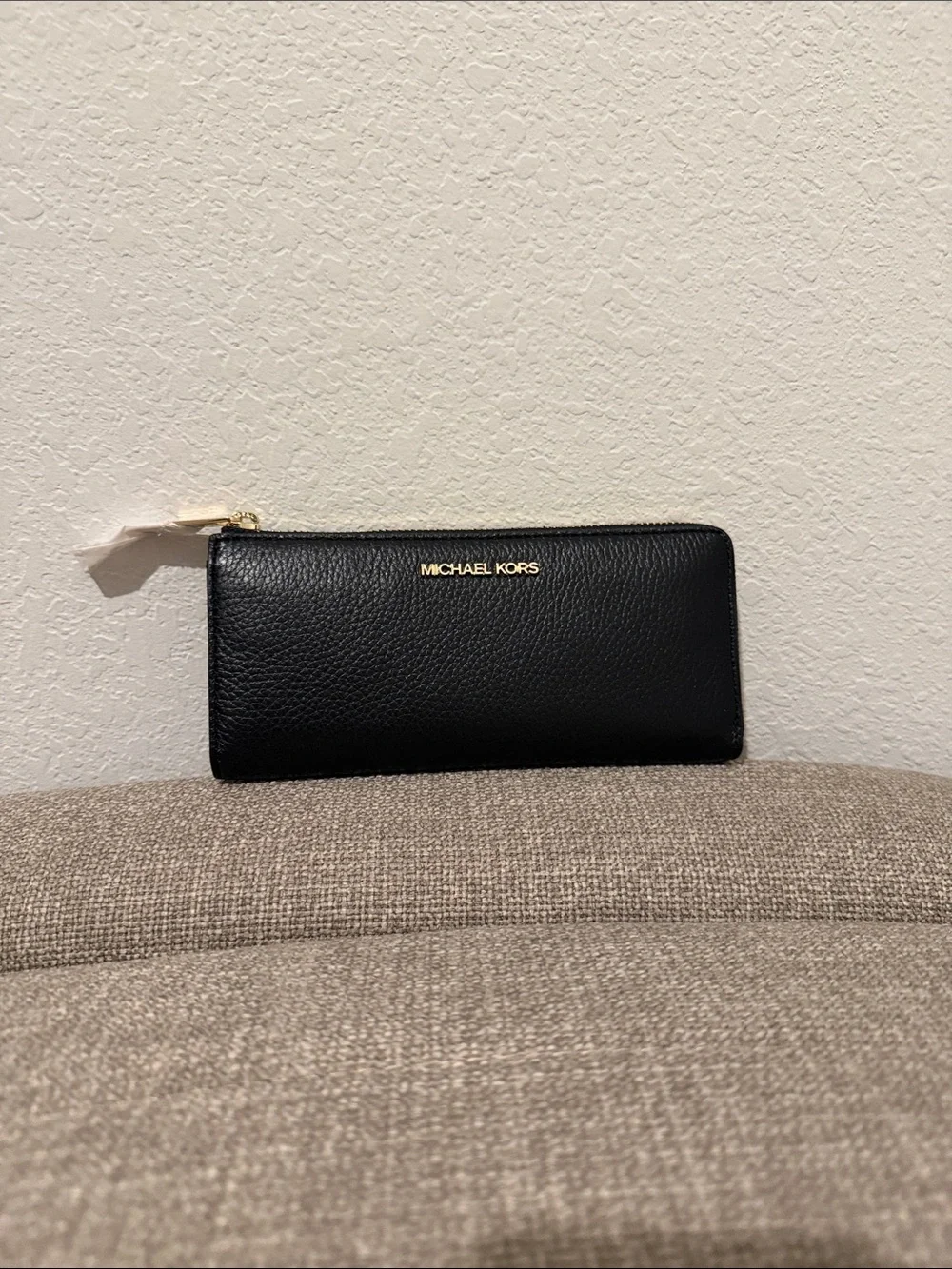 Michael Kors Black Pebbled Leather Zip Card Holder with Gold Hardware